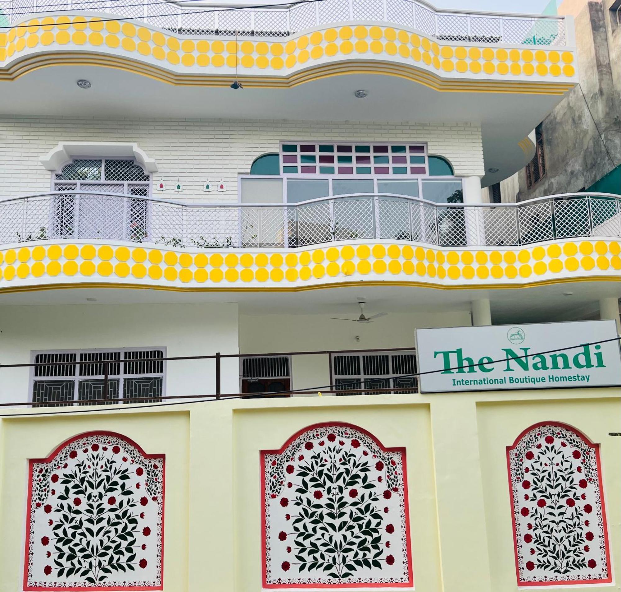 The Nandi International Boutique Homestay Varanasi Exterior foto