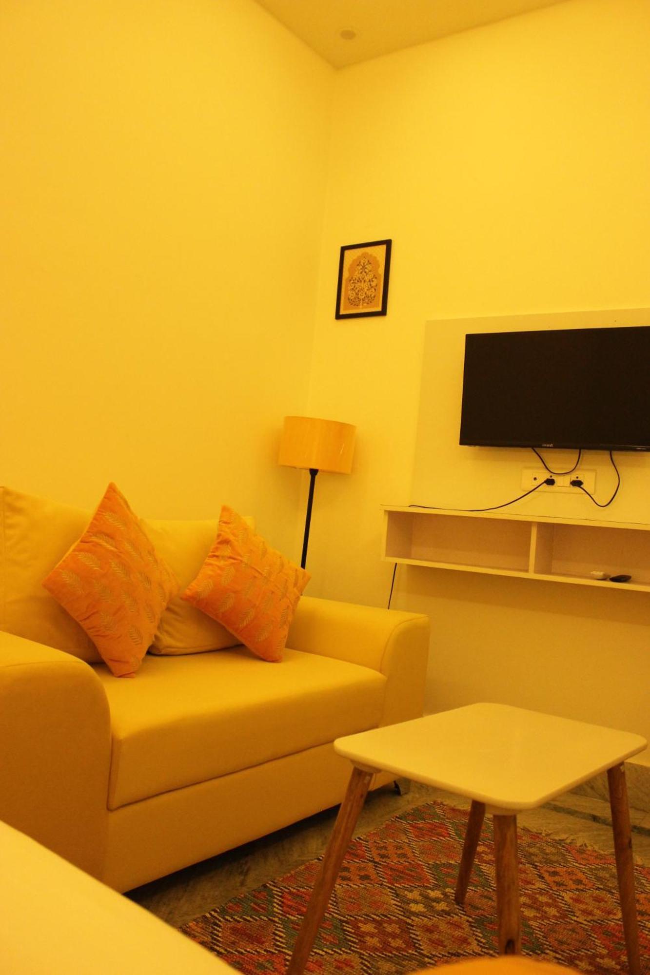 The Nandi International Boutique Homestay Varanasi Exterior foto