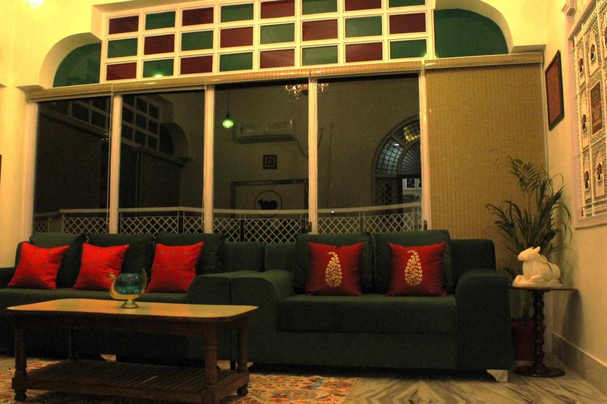 The Nandi International Boutique Homestay Varanasi Exterior foto