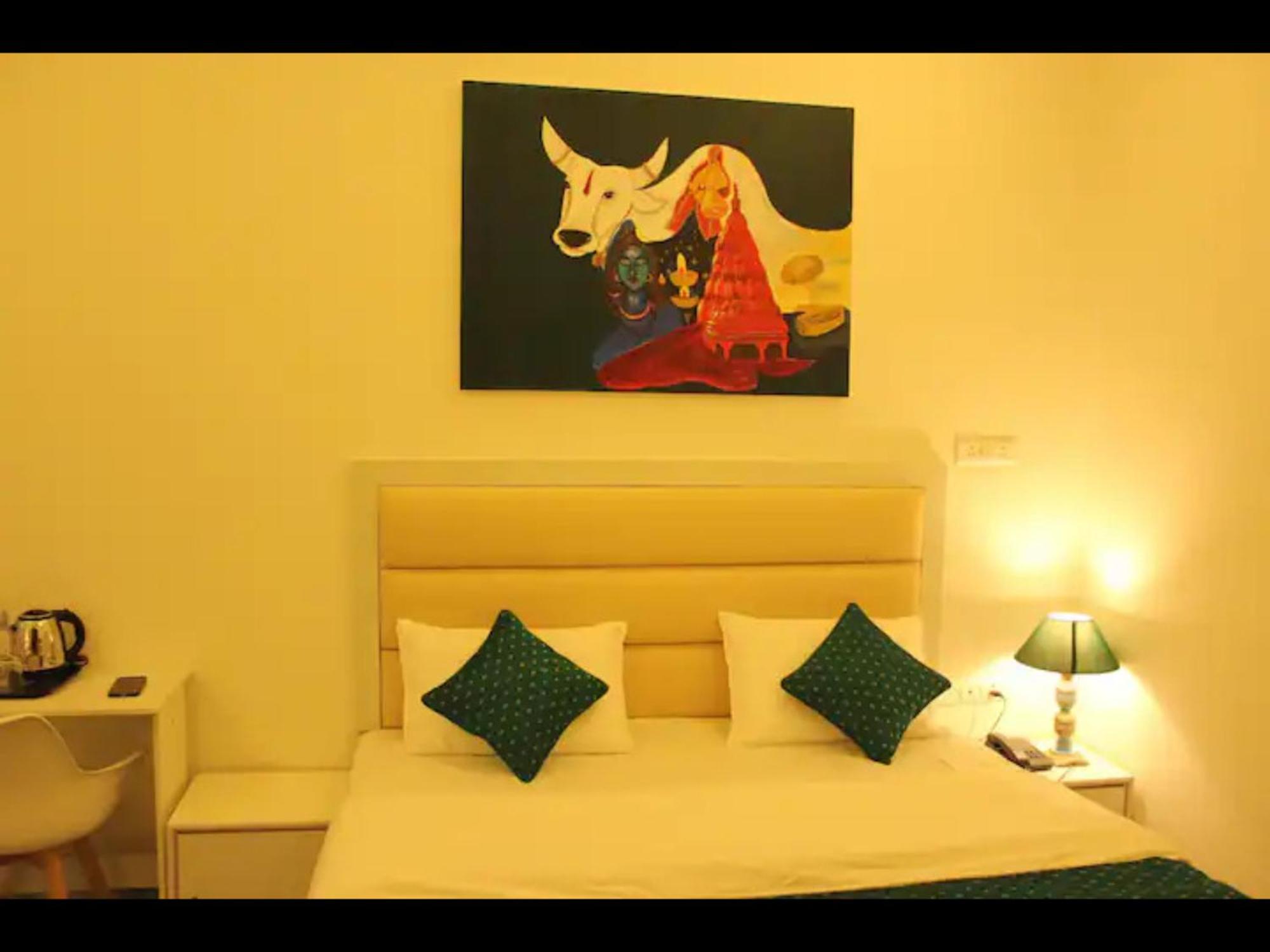 The Nandi International Boutique Homestay Varanasi Exterior foto