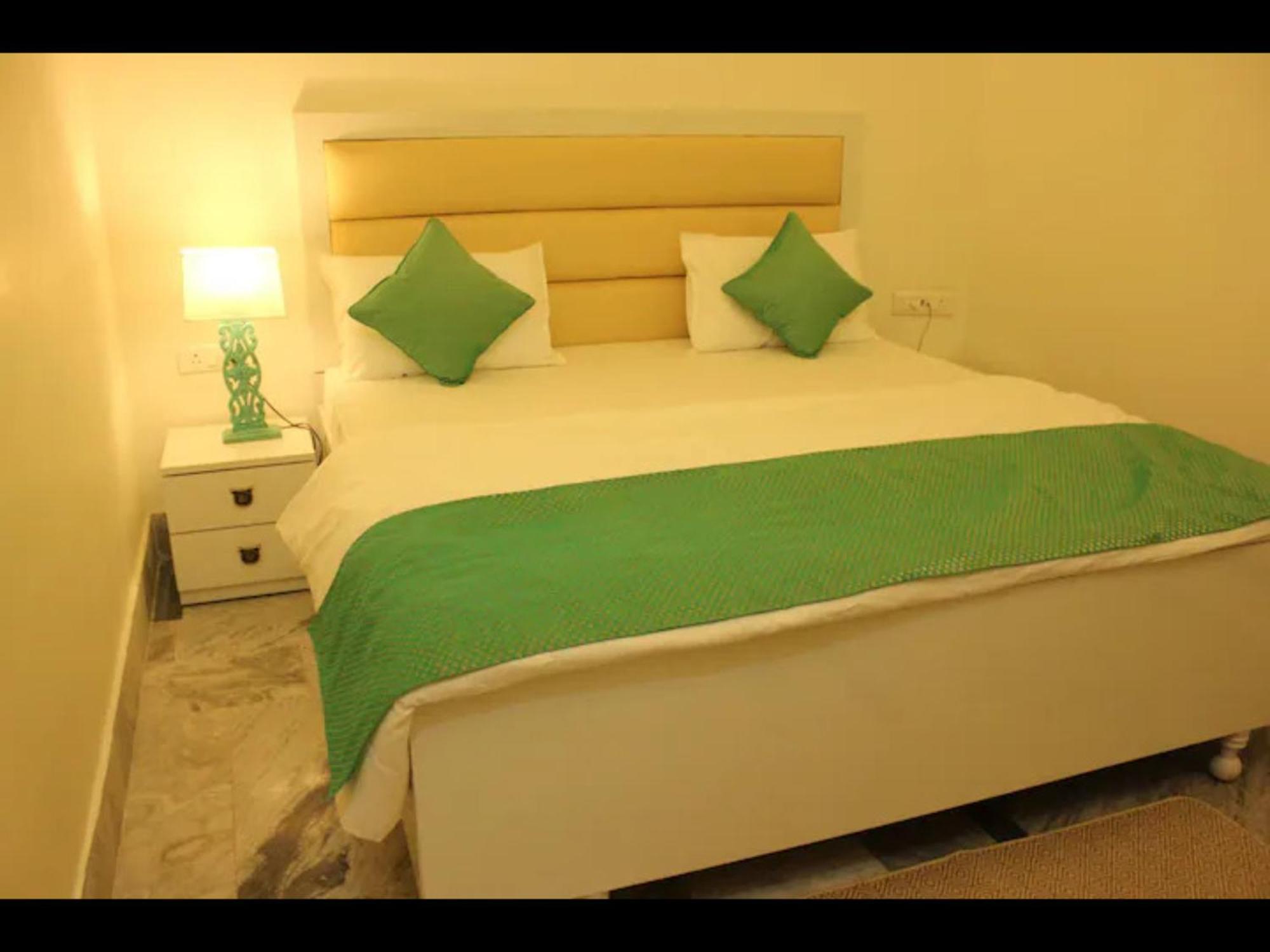 The Nandi International Boutique Homestay Varanasi Exterior foto