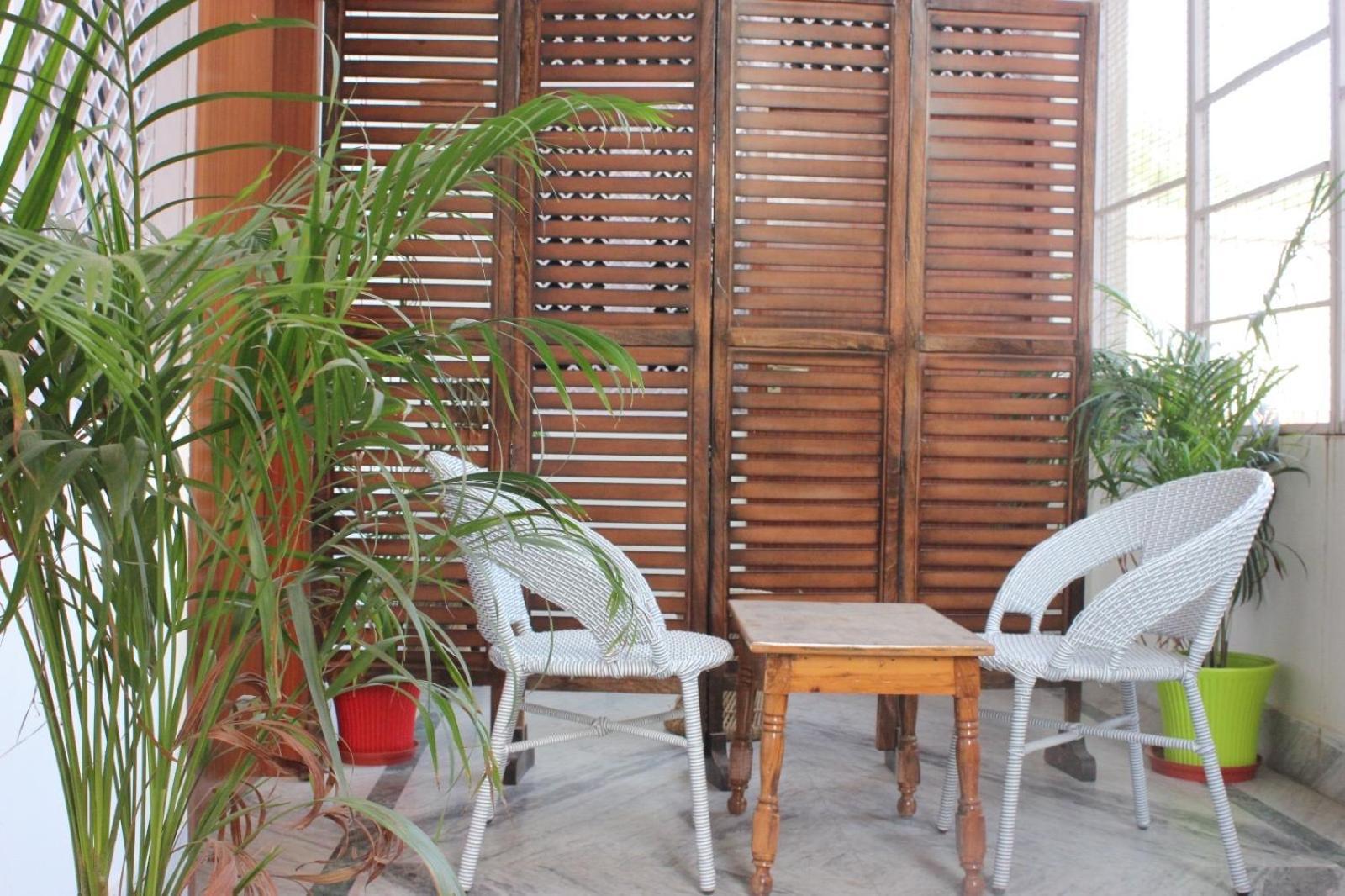 The Nandi International Boutique Homestay Varanasi Exterior foto
